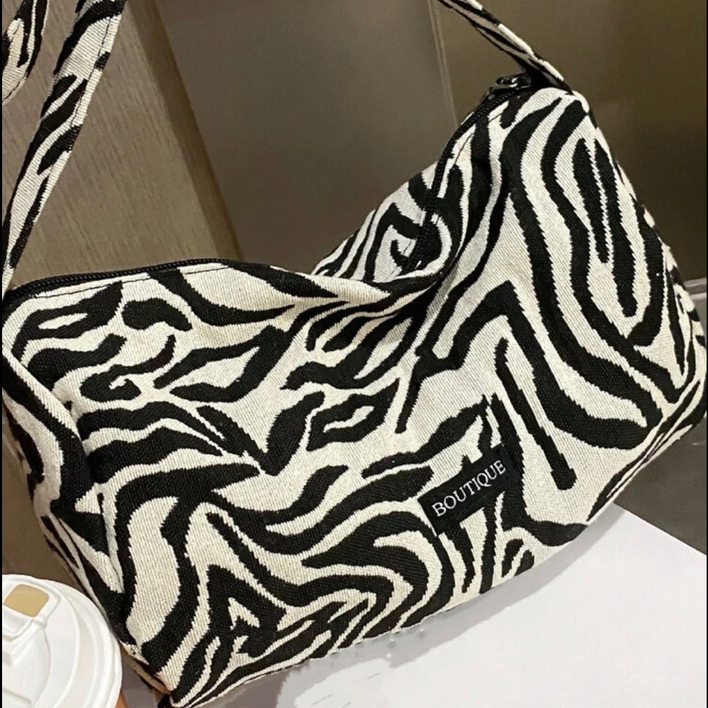 HANDBAG 👜NWOT